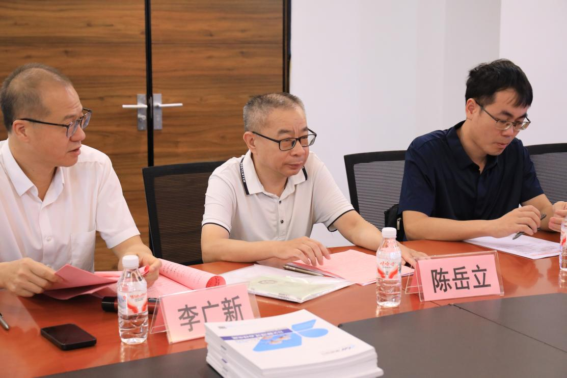 我院举办2025年汕尾市智能装备产业人才座谈会(图2) 我院举办2025年汕尾市智能装备产业人才座谈会(图2)